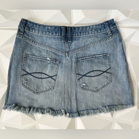 Abercrombie & Fitch Blue Distressed Mini Skirt Women’s Size:8 - Picture 6 of 9